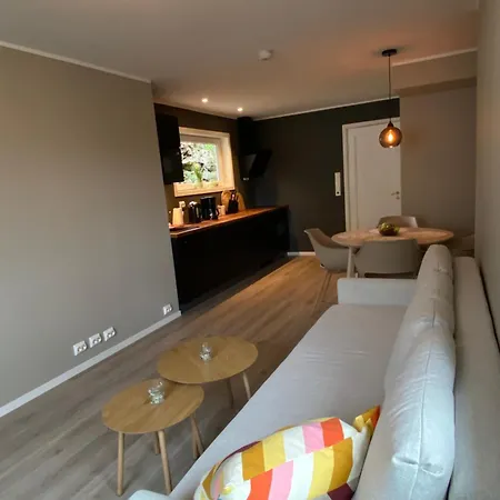 I Sentrum * Sogndalsstrand